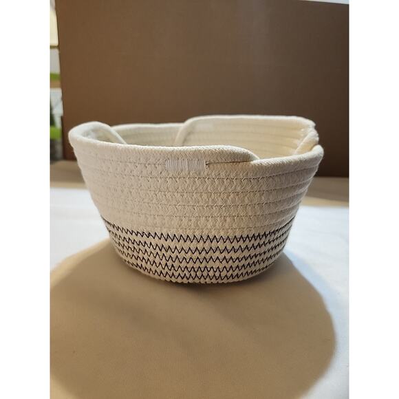 Hanging Rope Basket Off White 8" Diameter 5" Deep 18" Hanging Drop Indoor - Picture 4 of 6